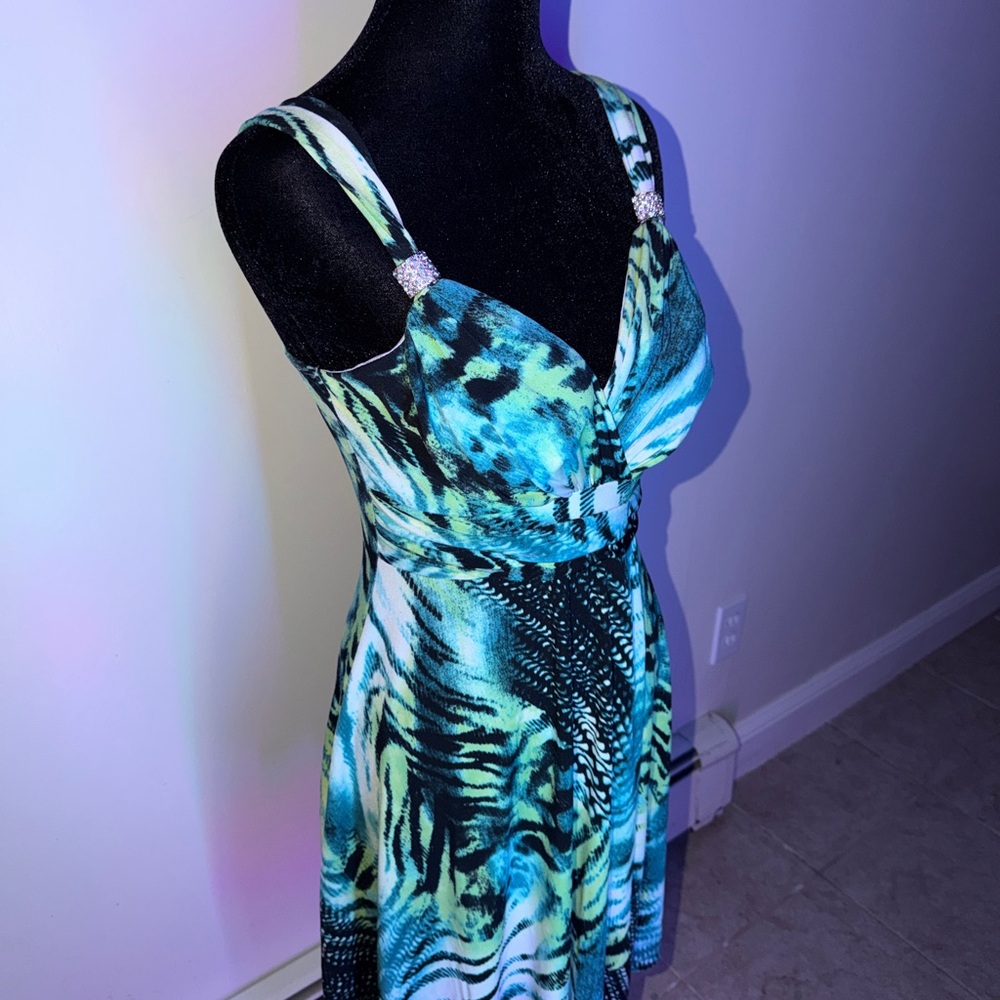 Joyce Leslie Vibrant Blue and Green Midi Dress